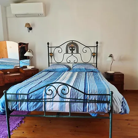 펜션 Charming House With Sea View In *