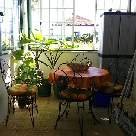 펜션 Charming House With Sea View In 나자레